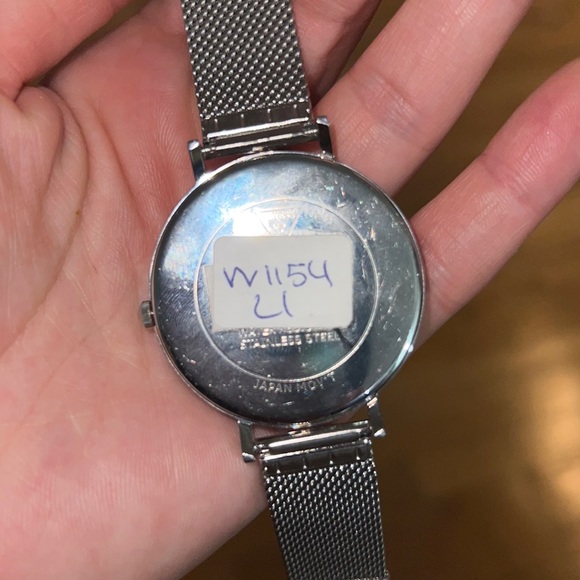 GUESS GRACE WOMENS WATCH - Picture 4 of 4